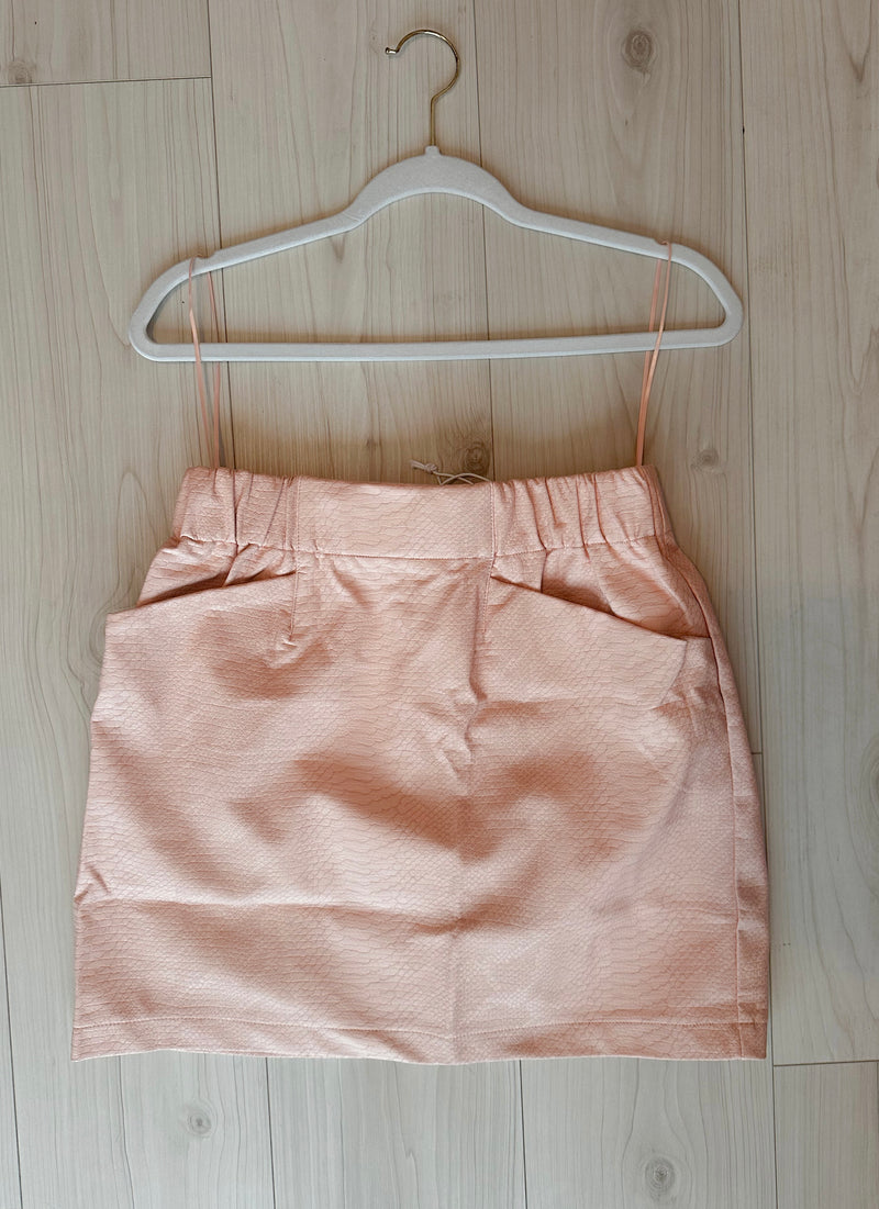 PIA Skirt